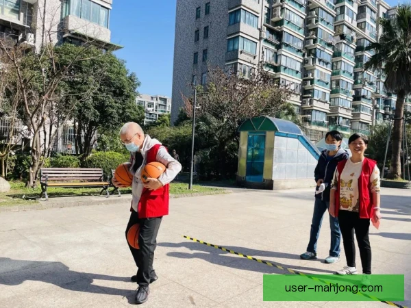 某后腰公益参与方式，社区活动与青训推广成主线